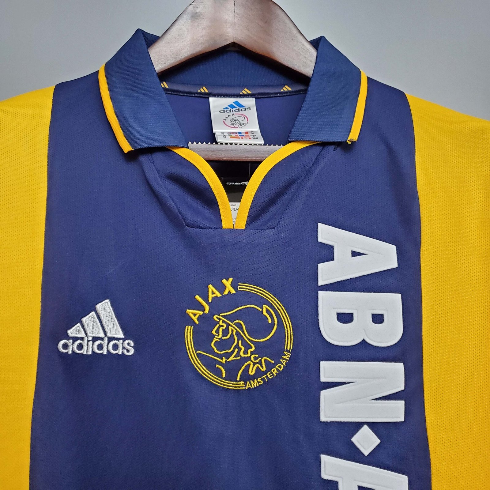 260f72c10c817dcfa638ee91ce086b2b 2000-2001 Retro Ajax Amsterdam Away Football Shirt 1:1 Thai Quality - Image 3