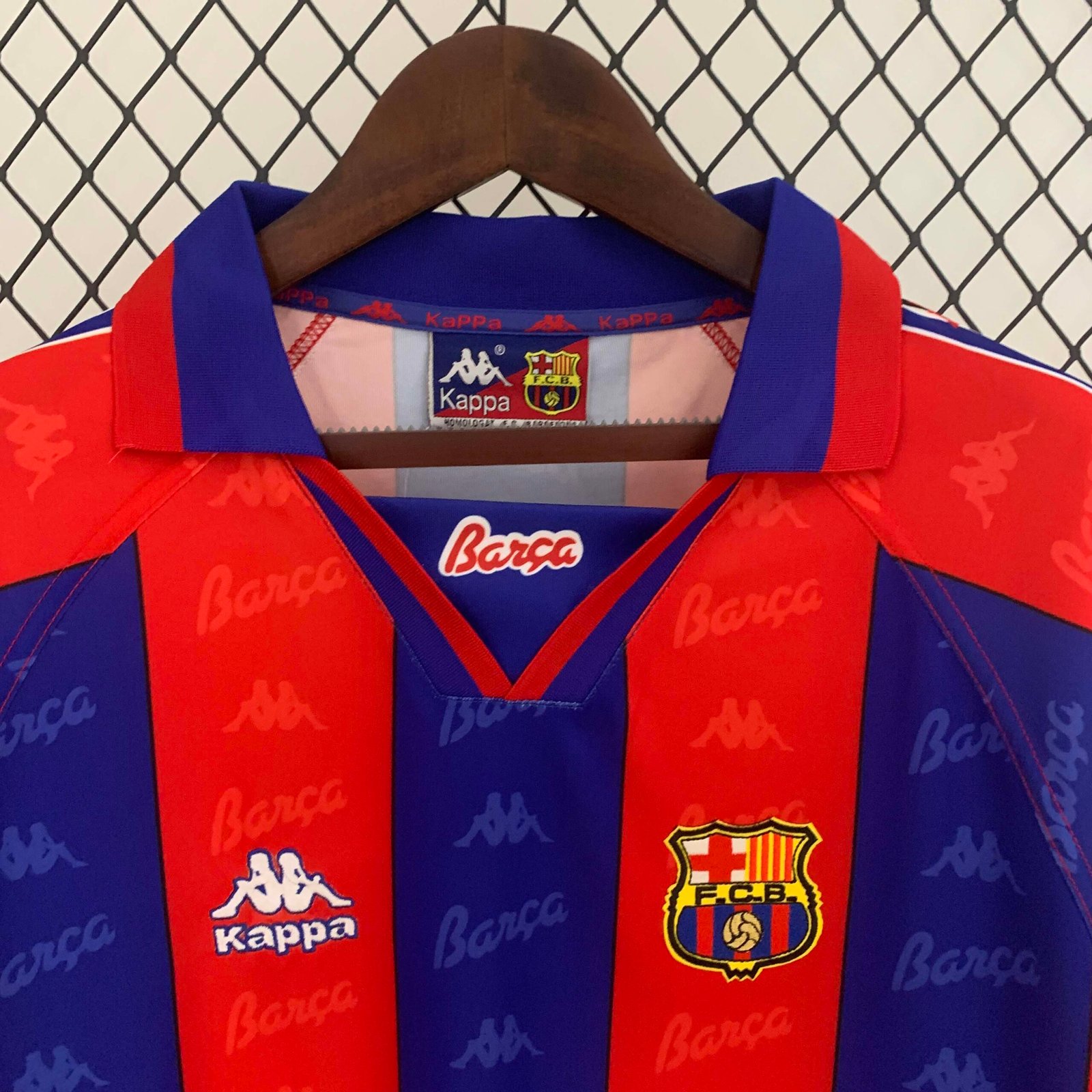 73df4c38744a1e46a4802d8cac967e52 1995-1997 Retro Long Sleeve Barcelona Home Football Shirt 1:1 Thai Quality - Image 3