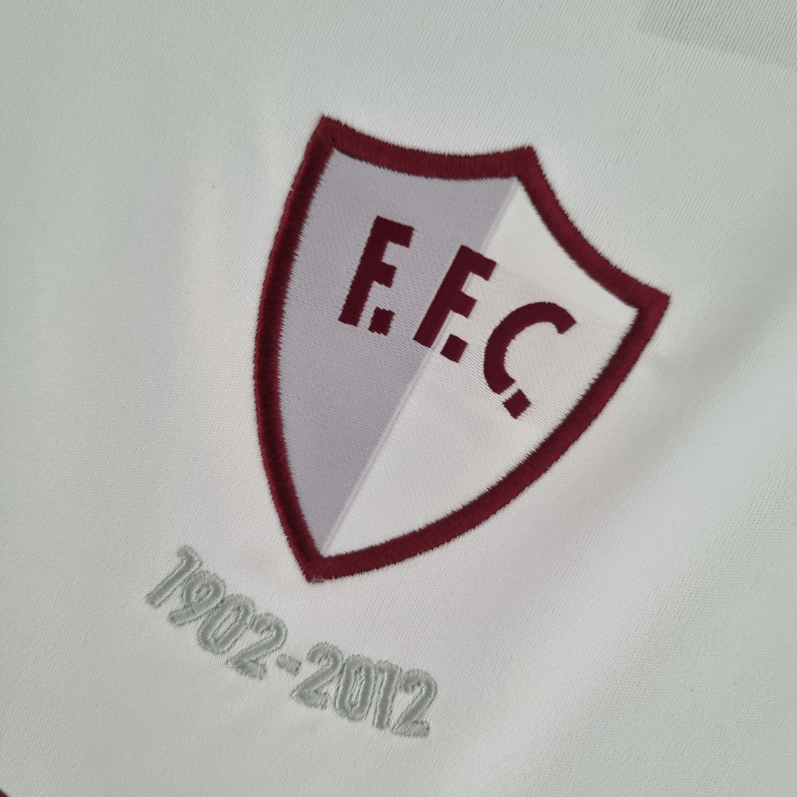 8eaf75c5e92986e7f4e19df044dad02f 2011-2012 Fluminense 100th Anniversary Retro_Football Shirt 1:1 Thai Quality - Image 4