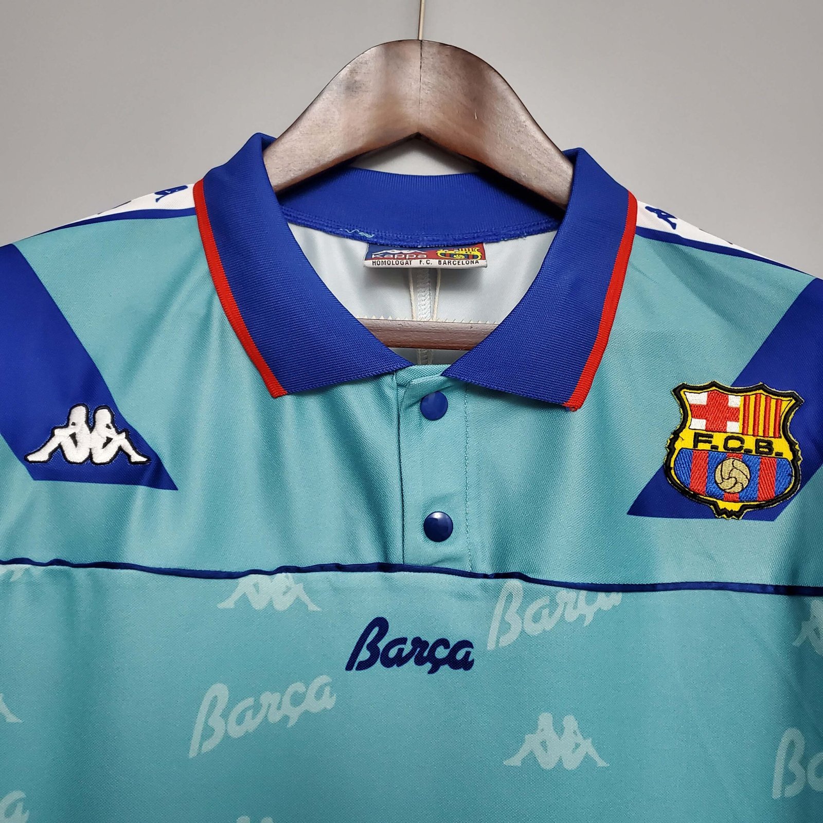 b18677a3e10a860c97301f61bf6ce955 1992-1995 Retro Barcelona Away Football Shirt 1:1 Thai Quality - Image 4
